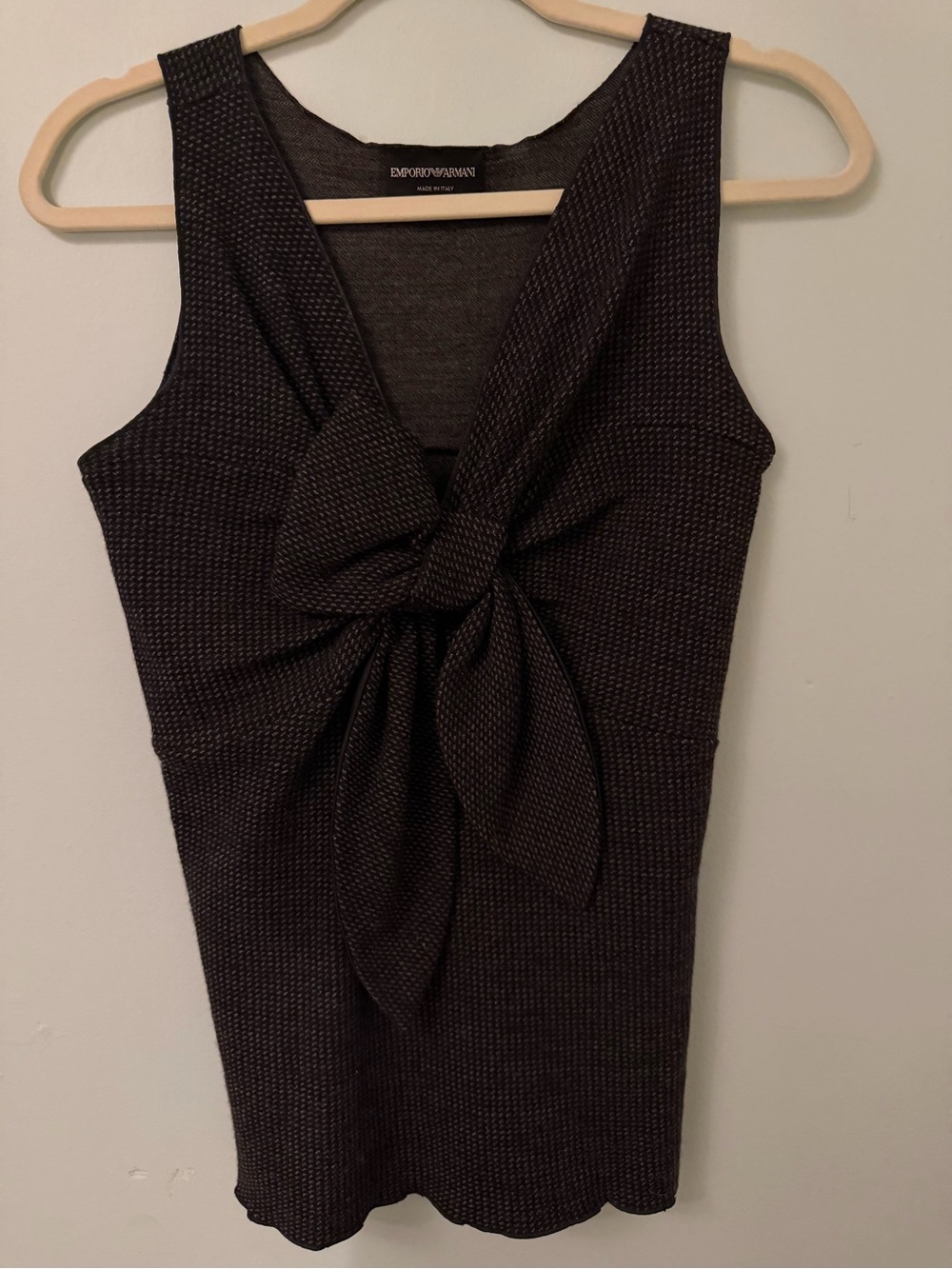 Emporio Armani Gray 100% Wool Knot Detail V-Neck Sleeveless Top Sz S